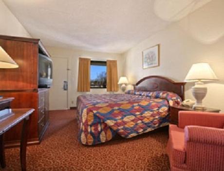 Park Hill Inn And Suites Oklahoma City Room photo